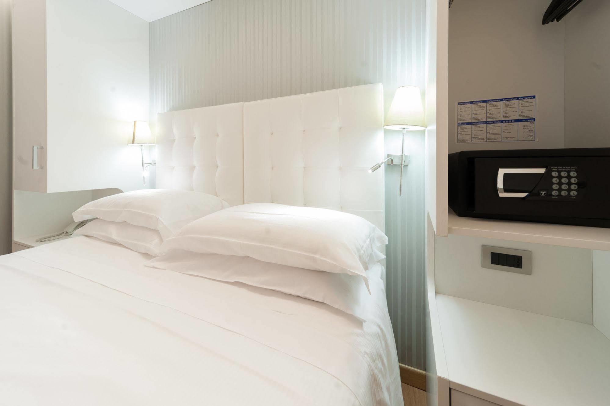 Hotel Trevi 41 Roma
