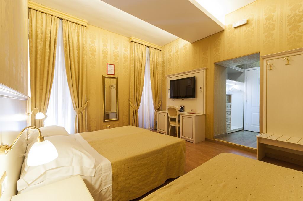 Hotel Trevi 41 3*